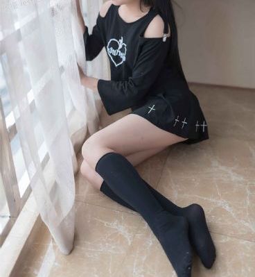 厨房的师生激情h