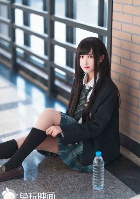 年轻的保母