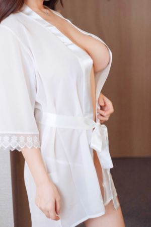 性感的保姆在线观看