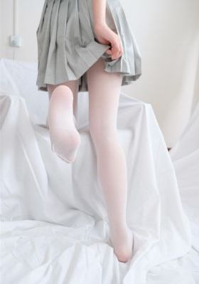 娇妻互换日出白浆